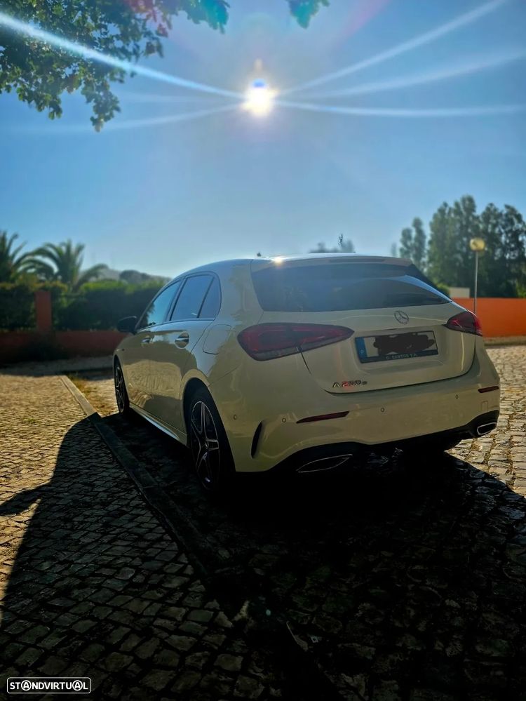 Mercedes-Benz A 250 e AMG Line - 6