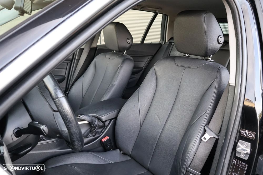 BMW 320 d Touring ED Line Luxury Auto - 11