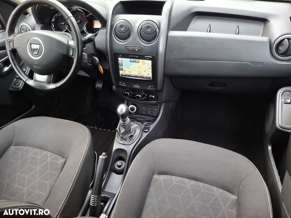 Dacia Duster dCi 110 4WD Prestige - 11