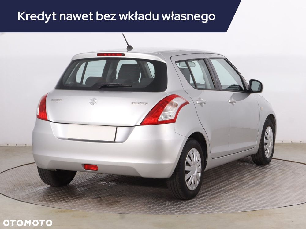 Suzuki Swift - 7