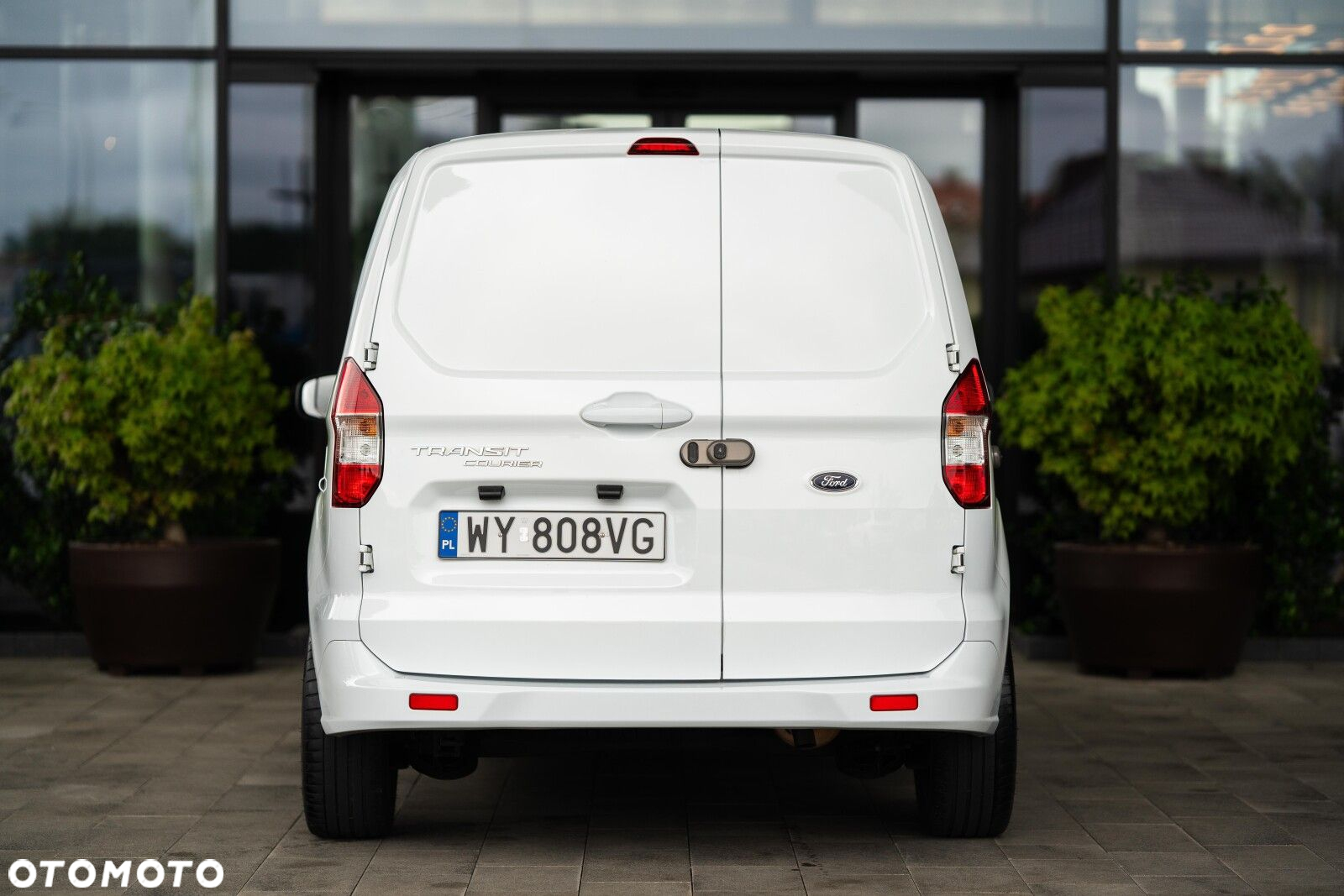 Ford transit-courier EcoBoost Trend - 5