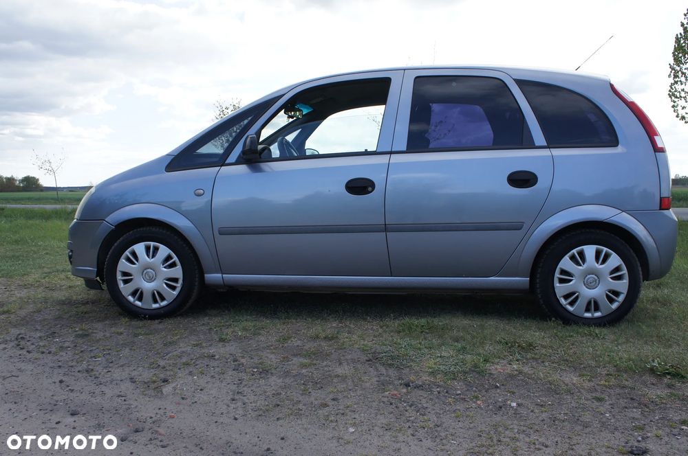 Opel Meriva 1.6 16V Cosmo - 2