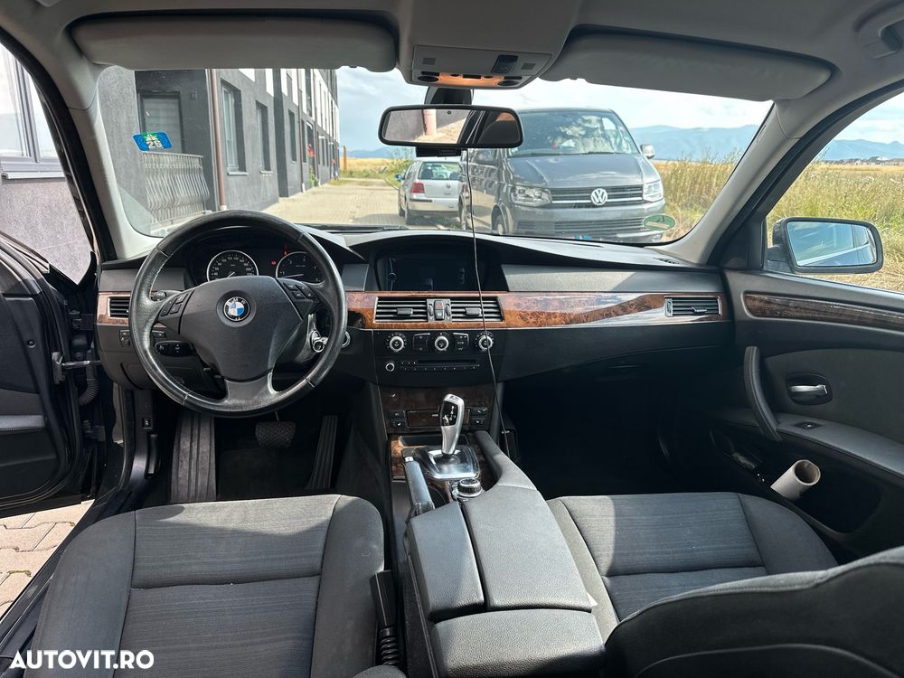 BMW Seria 5 530d Aut. - 14