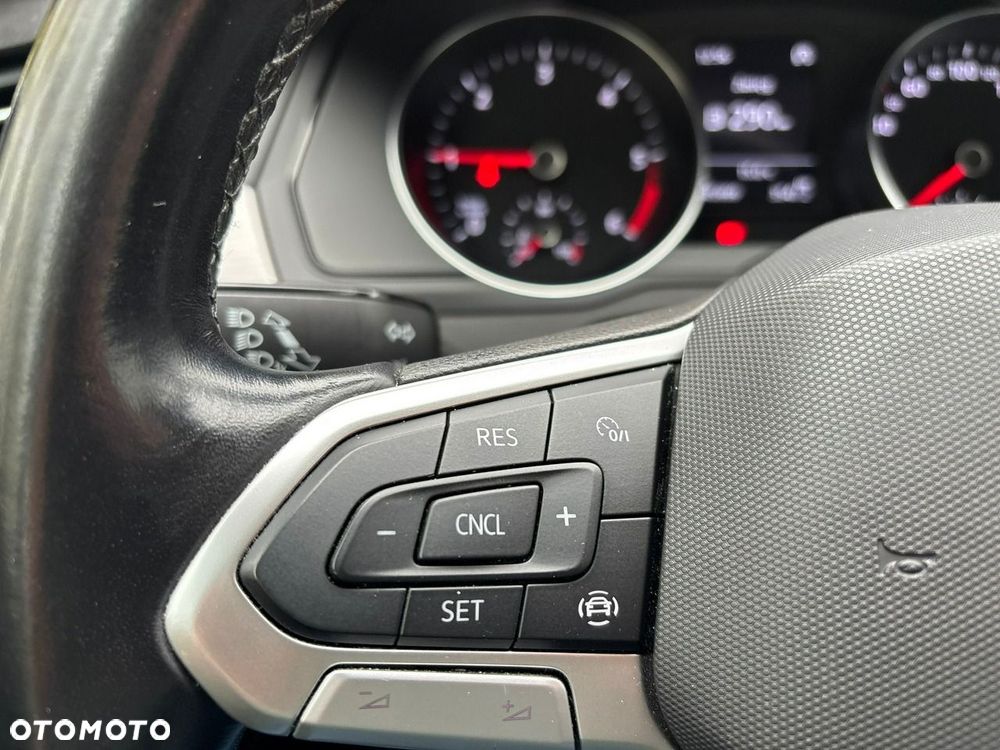 Volkswagen Passat 2.0 TDI EVO Essence - 27