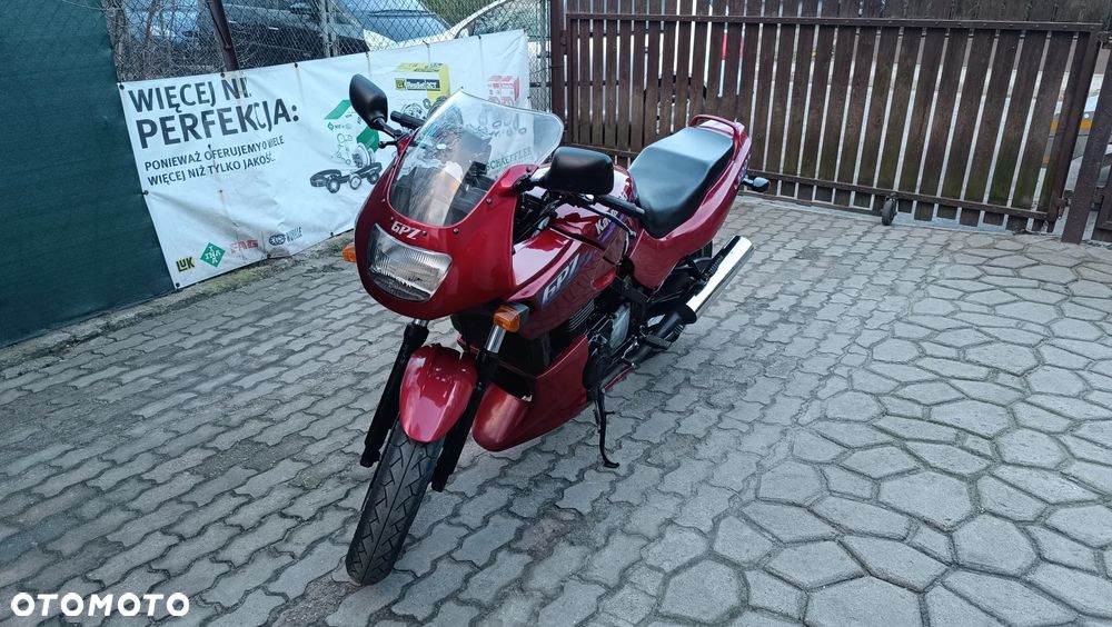 Kawasaki GPZ - 1