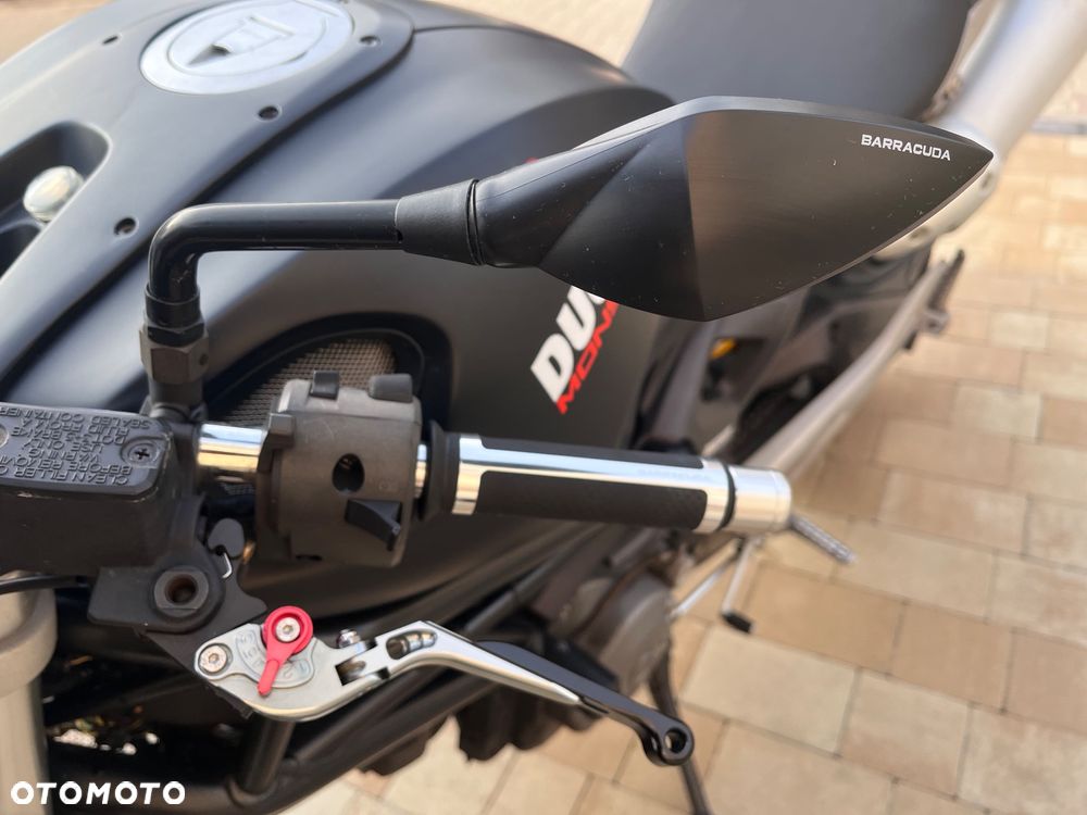 Ducati Monster - 11