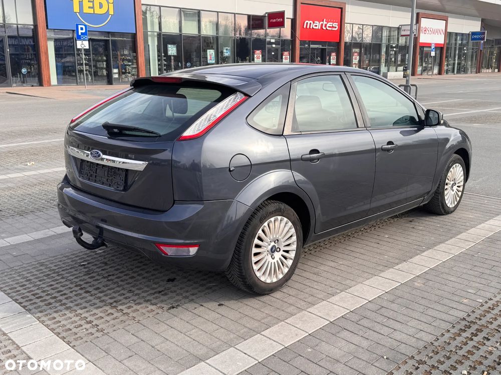 Ford Focus 1.8 Sport - 5