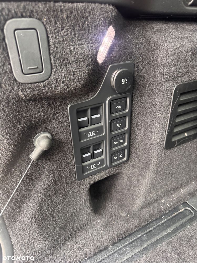 Land Rover Discovery 3.0 SDV6 HSE Luxury - 12