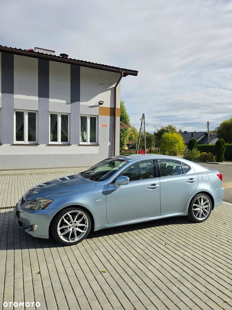 Lexus IS 220 D Elegance - 3