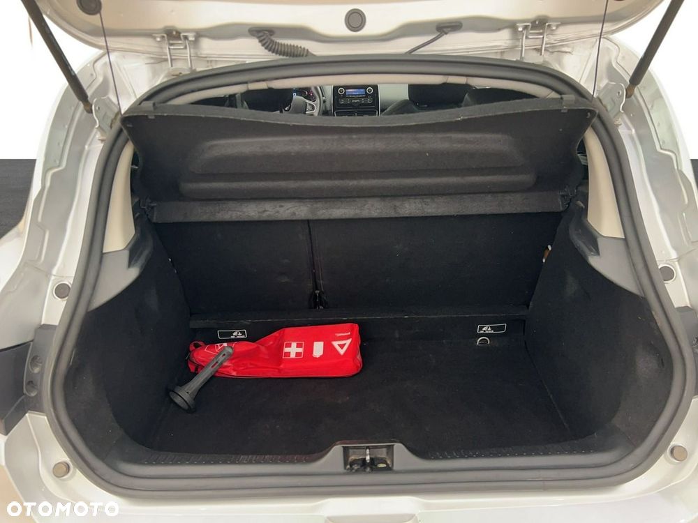 Renault Clio 1.5 dCi Energy Life - 11