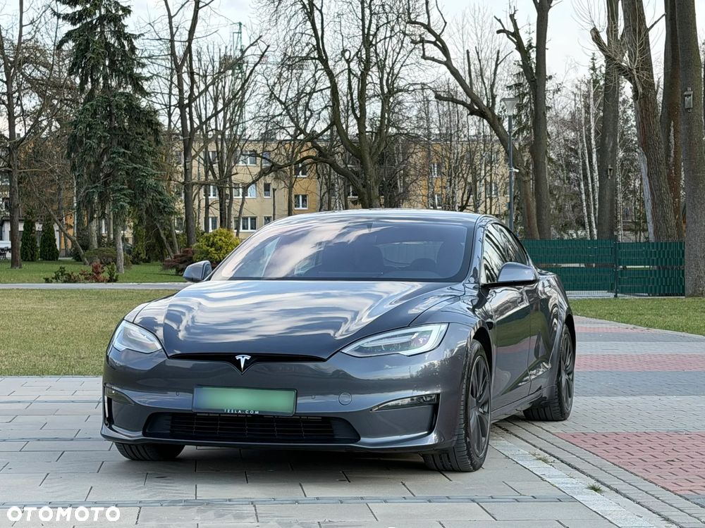 Tesla Model S - 2