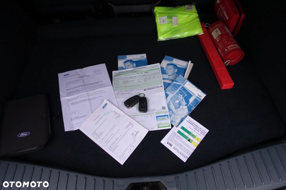 Ford C-MAX 1.6 TDCi Ambiente - 33