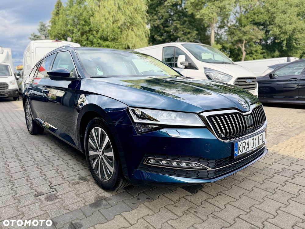 Skoda Superb 2.0 TDI DSG Premium Edition - 3