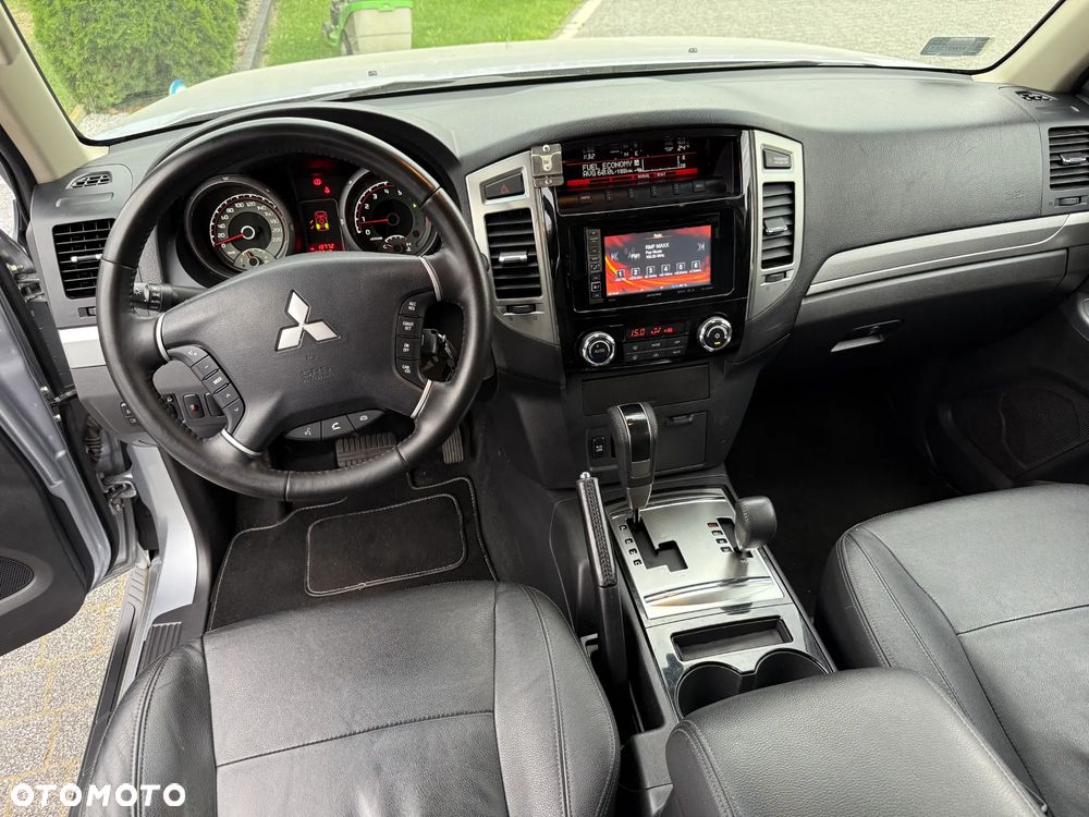 Mitsubishi Pajero 3.2 DID Instyle EU6 - 18