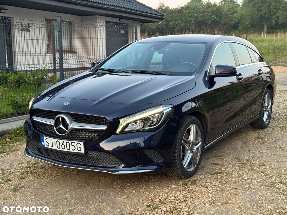 Mercedes-Benz CLA 200 AMG Line - 4