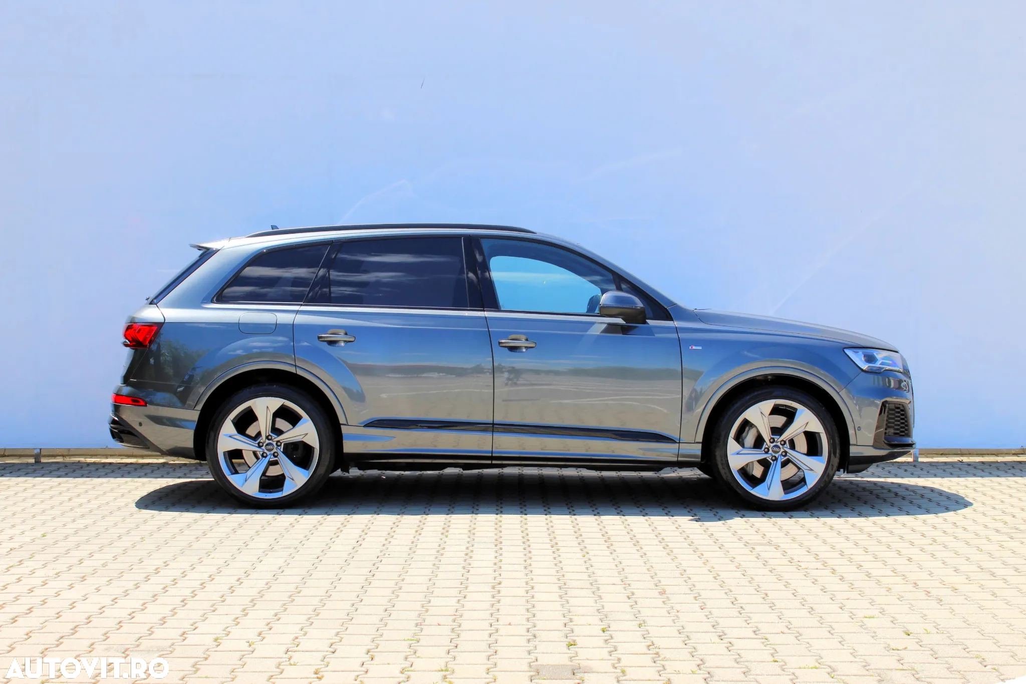 Audi Q7 3.0 55 TFSIe quattro Tiptronic S Line - 6