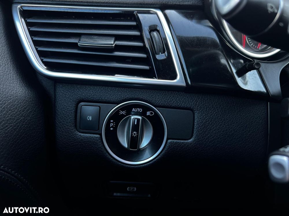 Mercedes-Benz GLS - 23