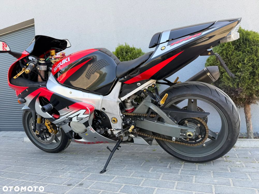 Suzuki GSX-R - 7