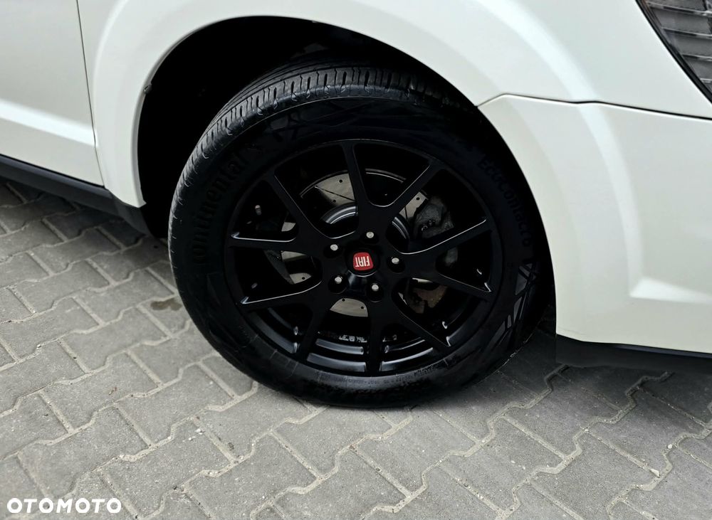 Fiat Freemont 2.0 Multijet Black Code AWD - 23