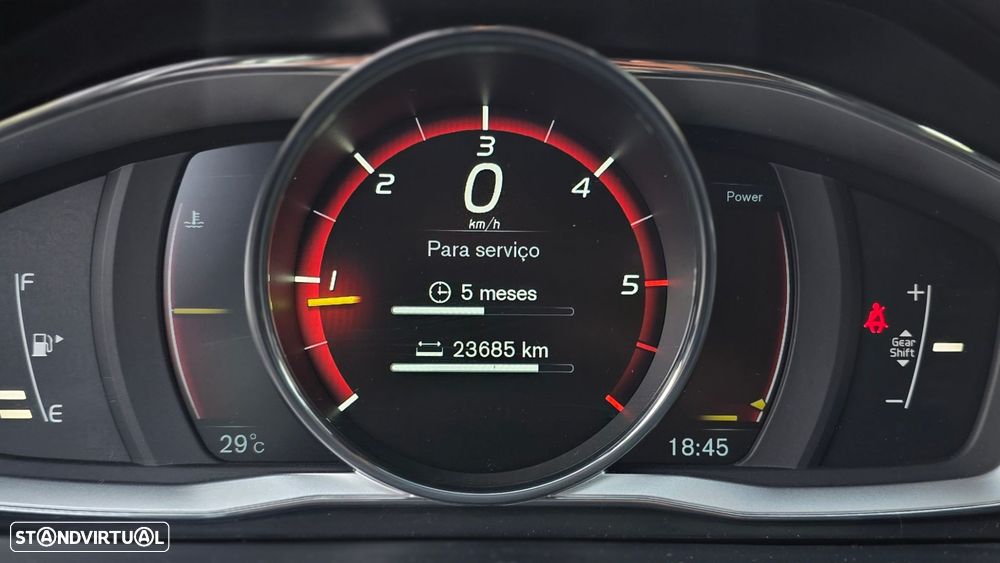 Volvo V60 2.0 D4 R-Design Summum - 27