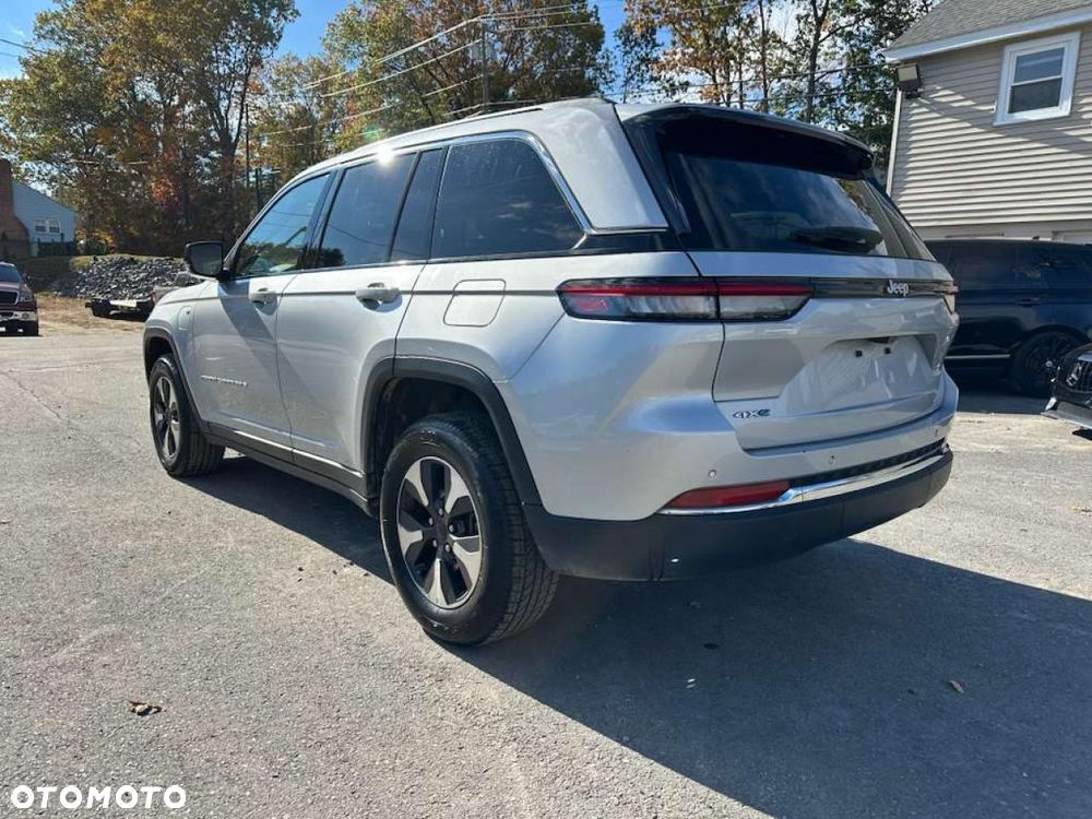 Jeep Grand Cherokee - 3