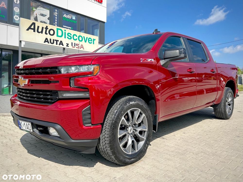 Chevrolet Silverado - 1