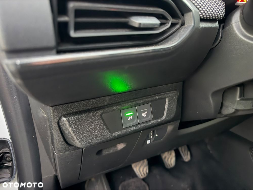 Dacia Sandero TCe 100 Essential - 14