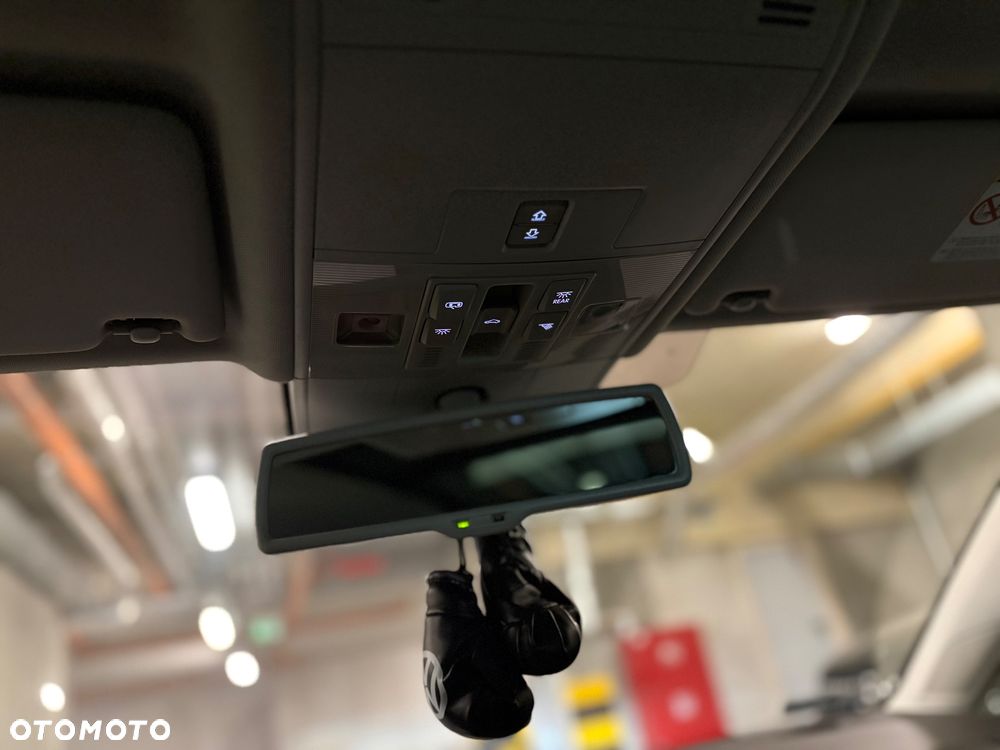 Volkswagen Golf 2.0 TDI SCR DSG Highline - 25