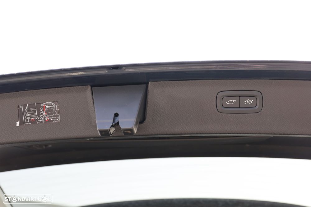 Volvo XC 90 2.0 T8 PHEV Plus Bright AWD - 7