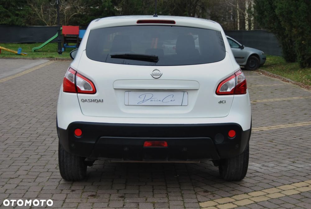 Nissan Qashqai 1.5 dCi DPF visia - 17