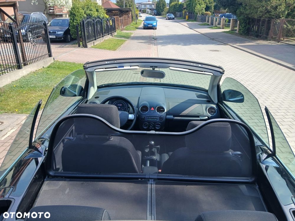 Volkswagen New Beetle 1.6 United - 15