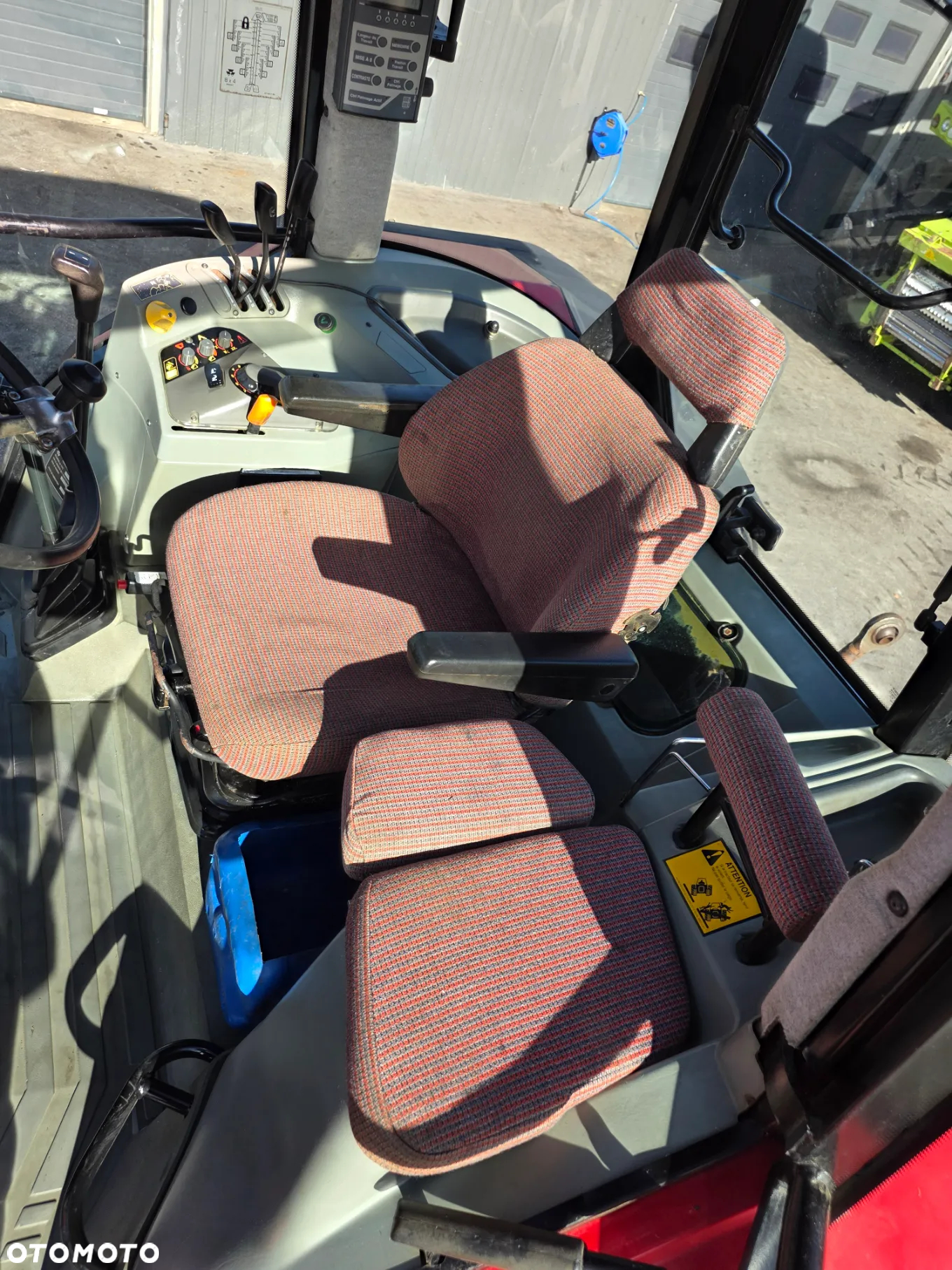 Massey Ferguson 8110 - 10