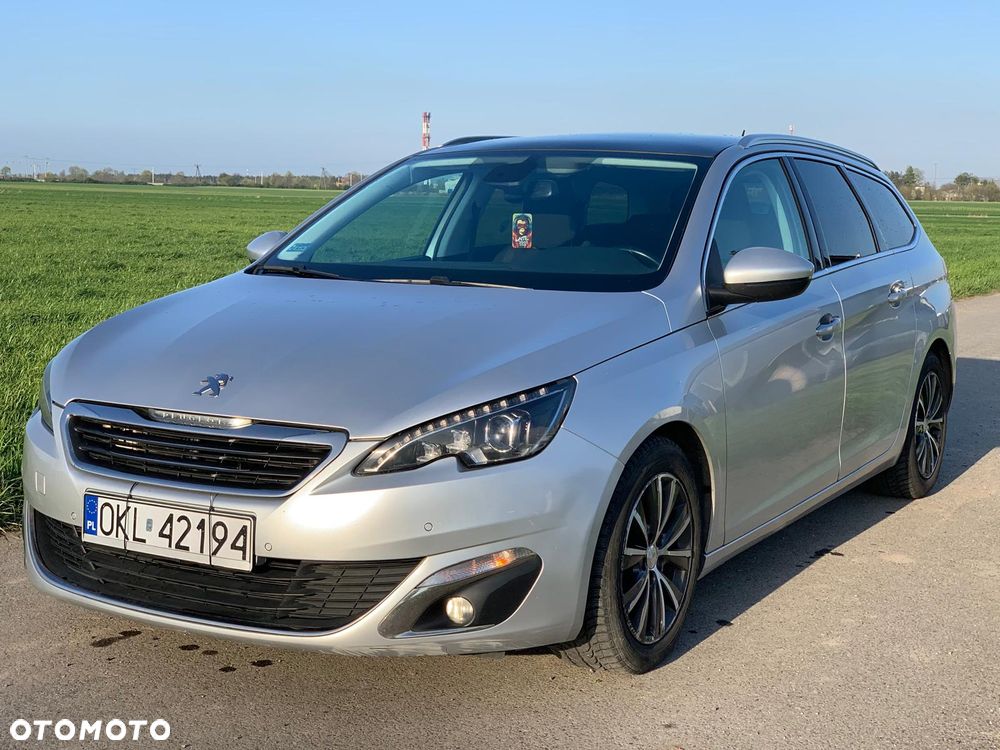 Peugeot 308 - 1
