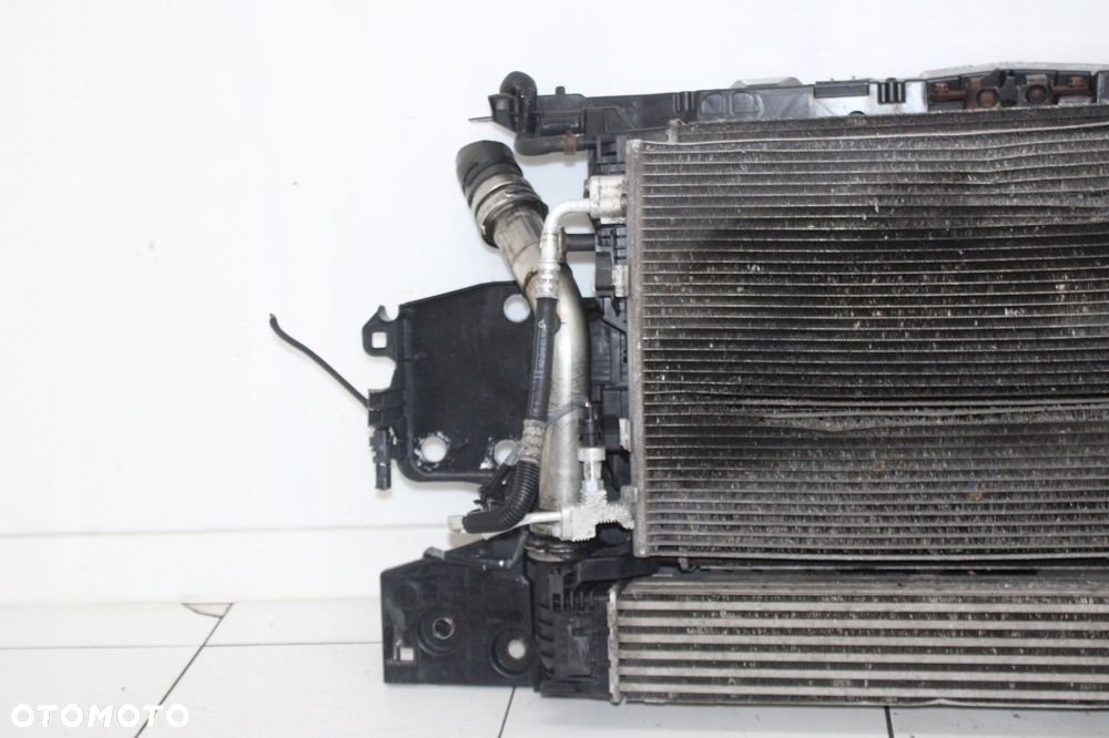 RENAULT MEGANE III 08R- 1.5 DCI  PAS PRZEDNI CHŁODNICE KOMPLET - 2