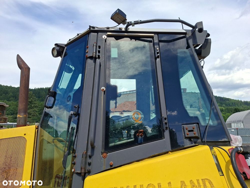 New Holland D 150 - 19