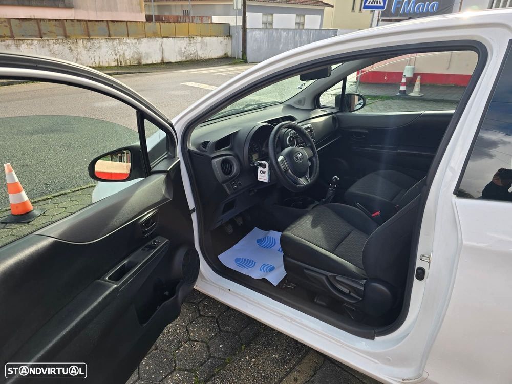 Toyota Yaris - 8