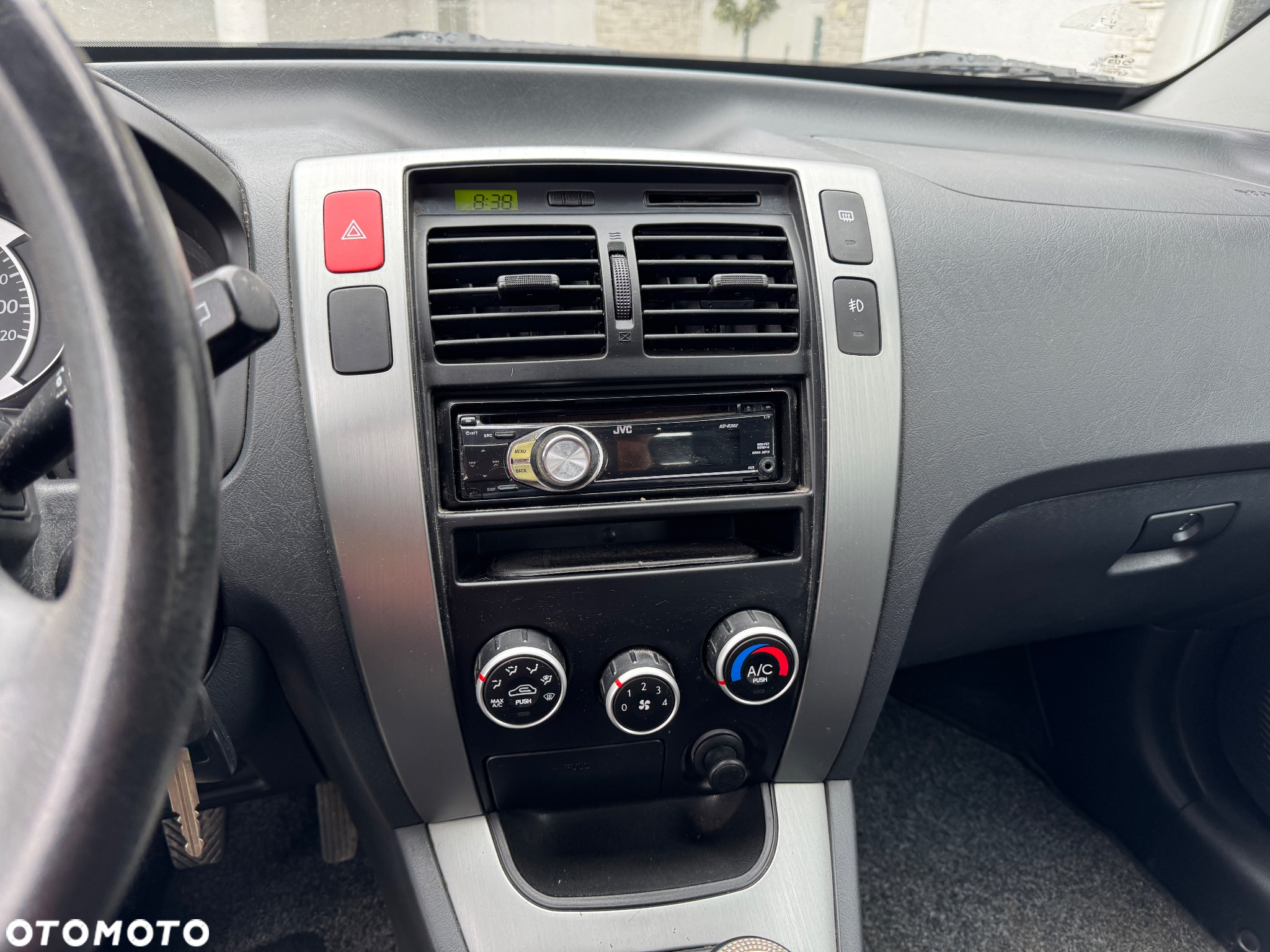 Hyundai Tucson 2.0 2WD GLS - 13