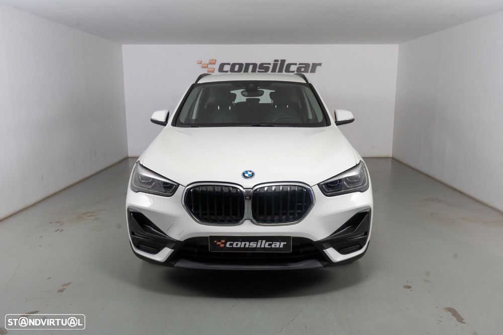 BMW X1 25 e xDrive Corporate Edition - 3