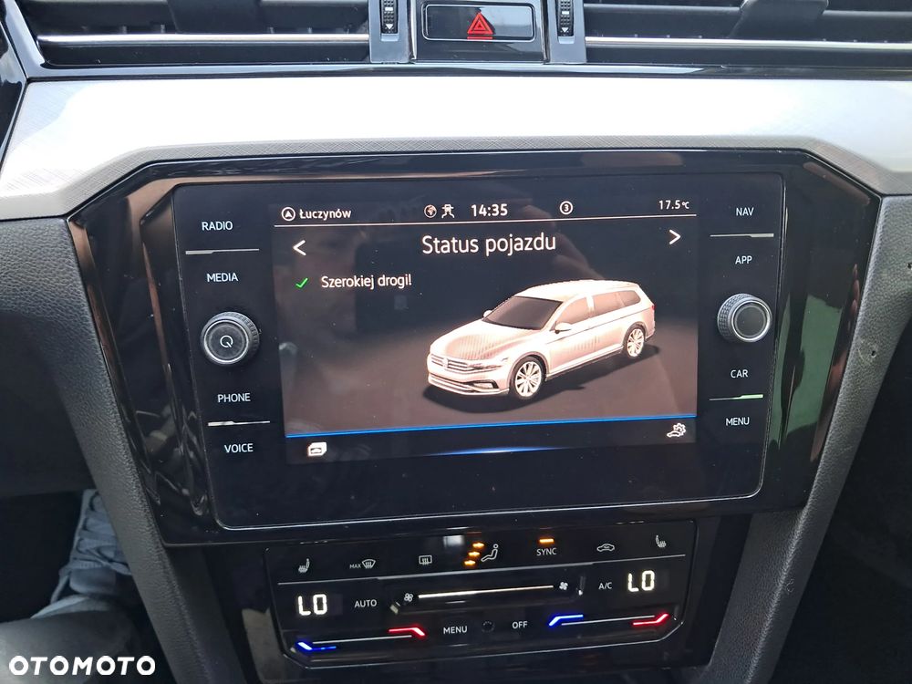 Volkswagen Passat - 17