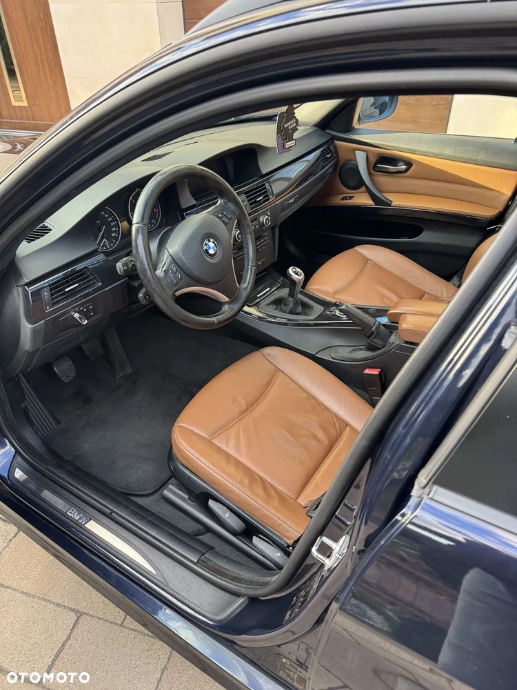 BMW Seria 3 320d DPF - 13