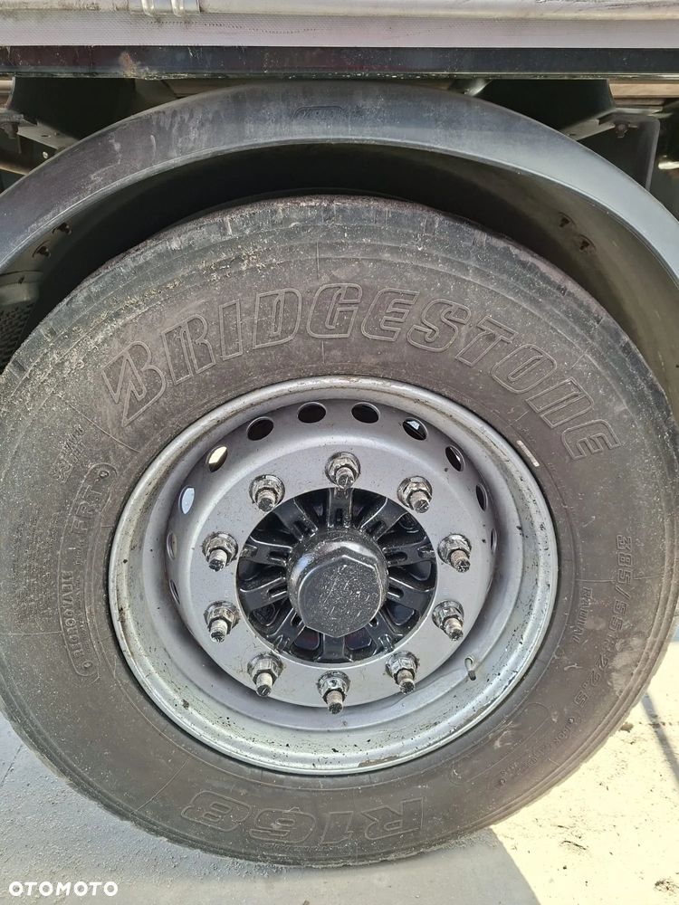 Schwarzmuller ciężarowa przyczepa 18 palet - 17