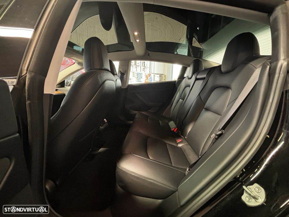 Tesla Model 3 Standard Range Plus RWD - 11
