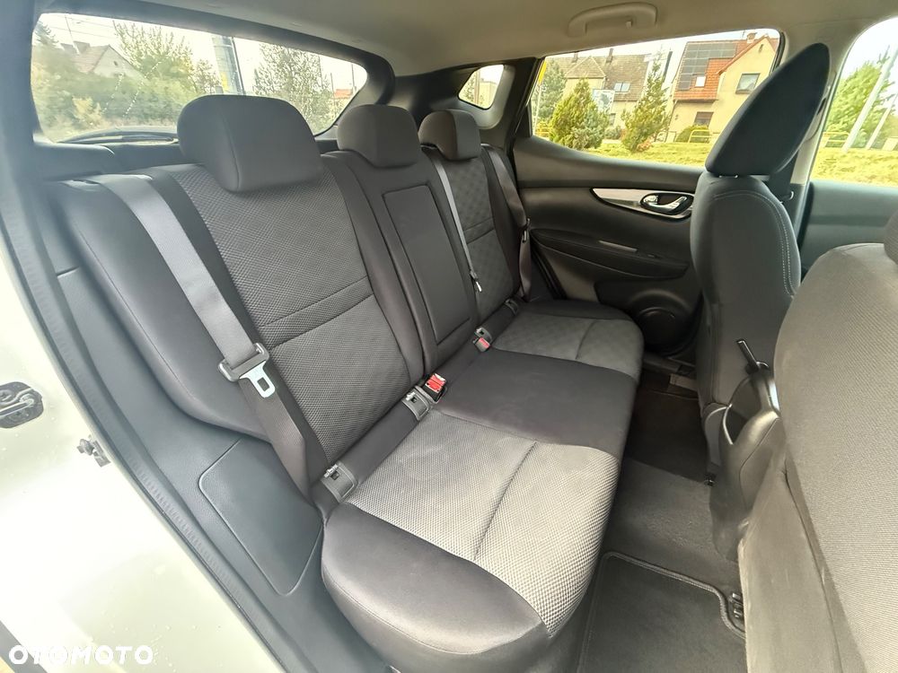 Nissan Qashqai - 15