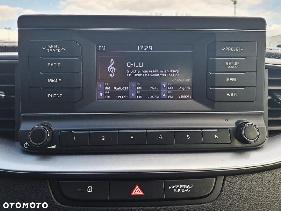 Kia Ceed - 25