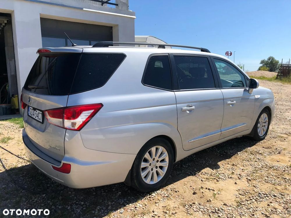 SsangYong/KGM Rodius 200 e-XDi Sapphire - 3