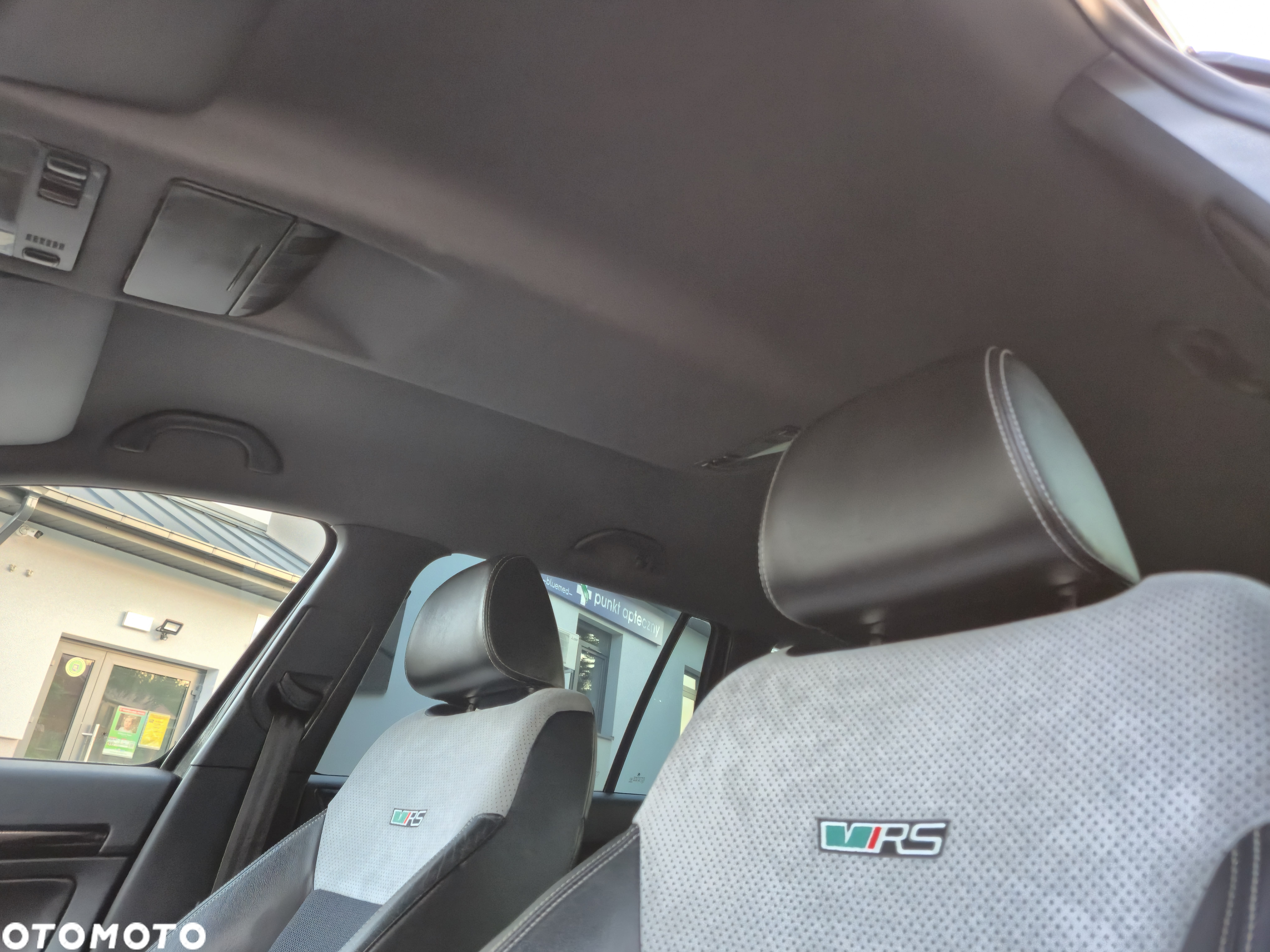 Skoda Octavia Combi 2.0 TSI RS - 28