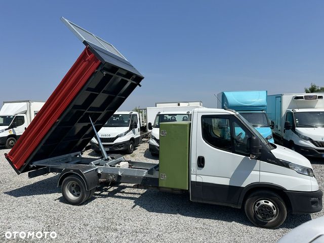 Iveco 35C18 hi-matic 5 metrów - 13