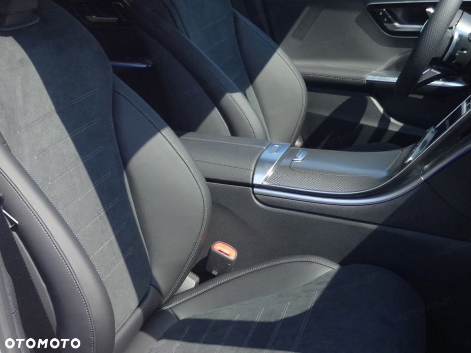 Mercedes-Benz Klasa C 300 d mHEV 4-Matic AMG - 12