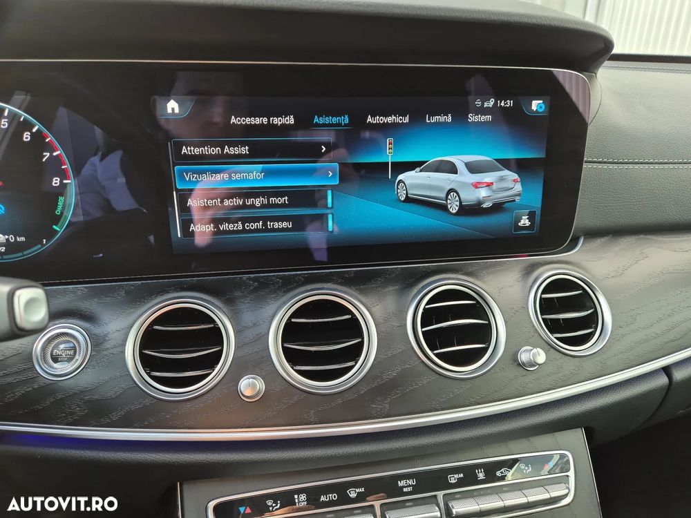 Mercedes-Benz E 300 - 16