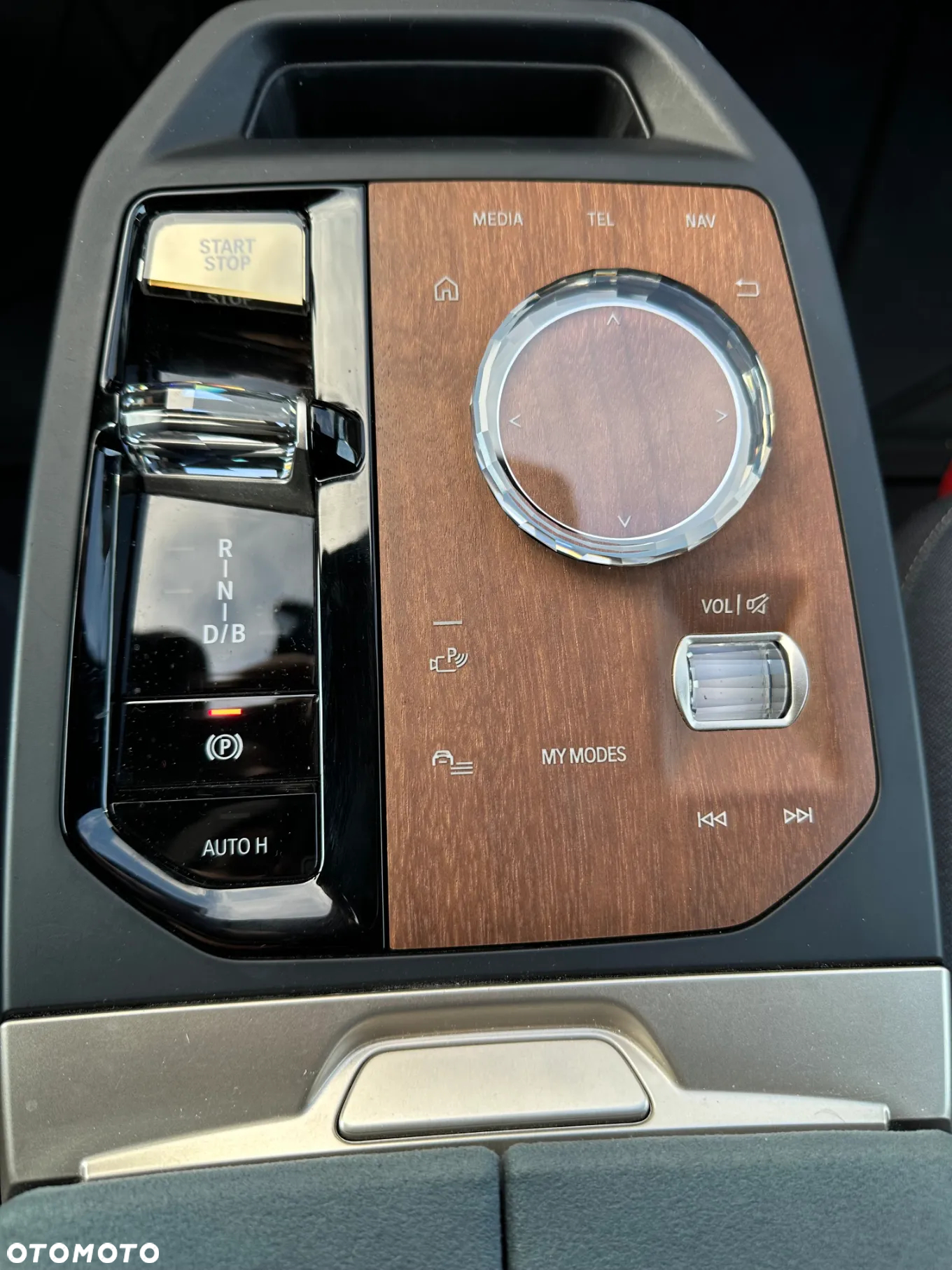 BMW iX xDrive40 76.6kWh - 13